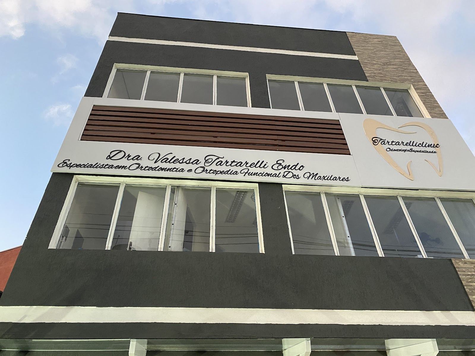 Fachada da Tartarelli Clinic